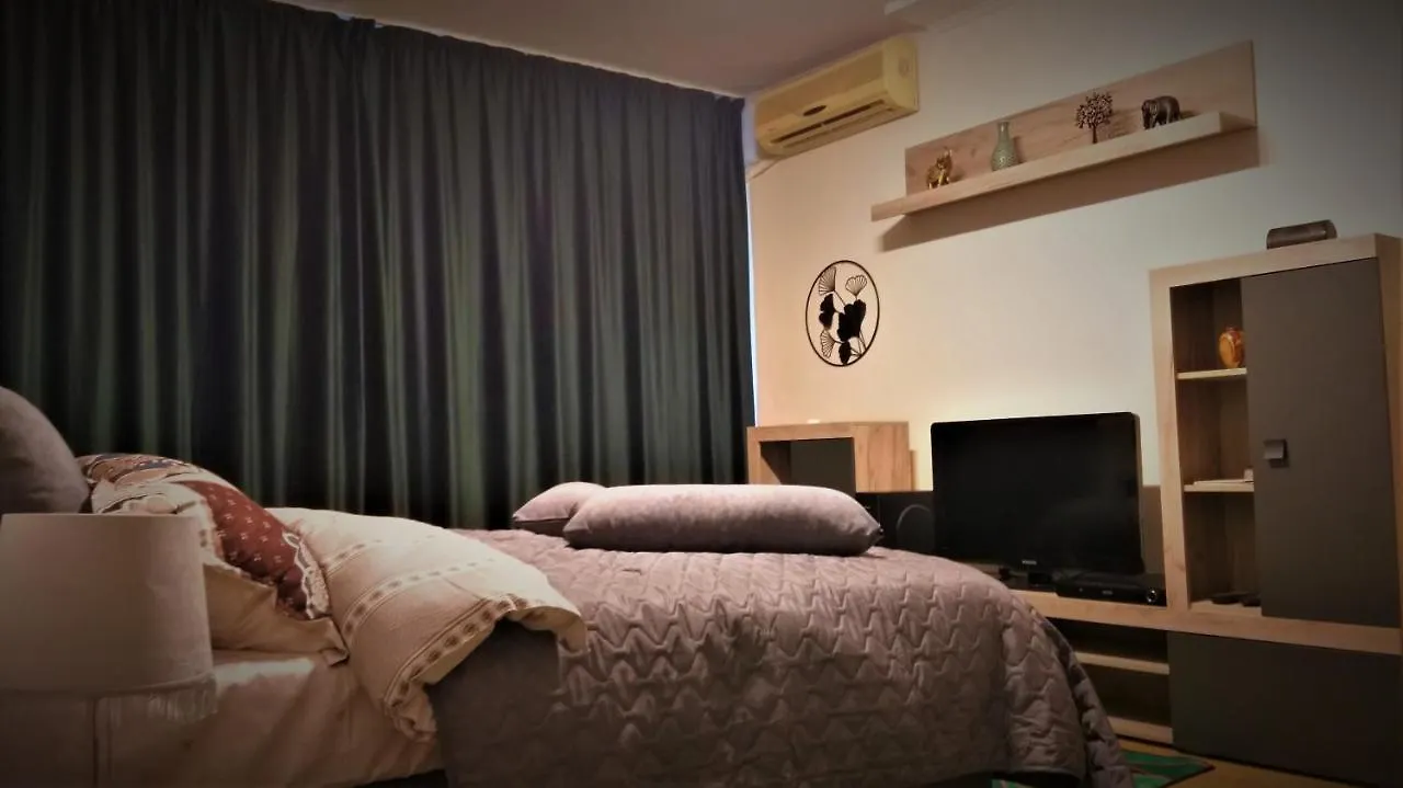 Ummagumma Studio Apartment Bucharest